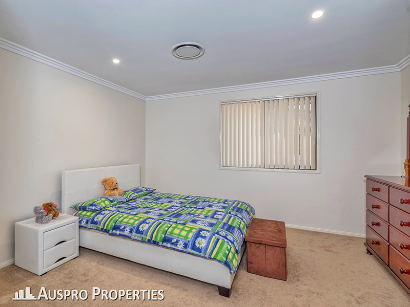 22 Peachtree Place, Stretton,