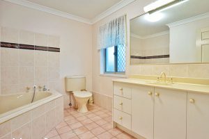 8 Gardenia Close, Stretton,