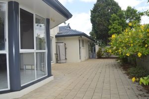 6 Poinciana Crescent, Stretton,
