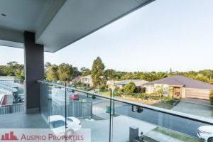 37 Parkgrove St, Birkdale, QLD 4159
