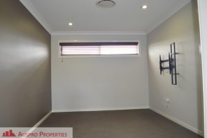 37 Parkgrove St, Birkdale, QLD 4159