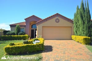 12 Sungold Place, Eight Mile Plains, QLD 4113 Australia