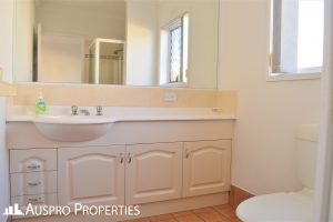 12 Sungold Place, Eight Mile Plains, QLD 4113 Australia