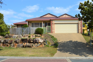 6 Shelduck Pl, Calamvale, QLD 4116 Australia