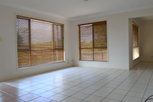 6 Shelduck Pl, Calamvale, QLD 4116 Australia