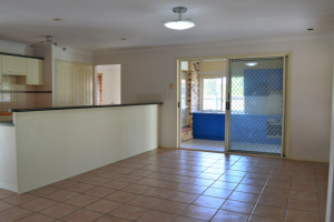 6 Shelduck Pl, Calamvale, QLD 4116 Australia