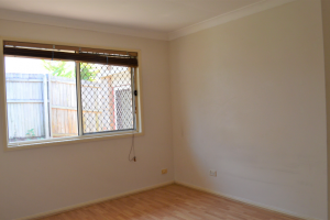 6 Shelduck Pl, Calamvale, QLD 4116 Australia