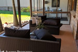 329 Gowan Rd, Sunnybank Hills, QLD 4109 Australia