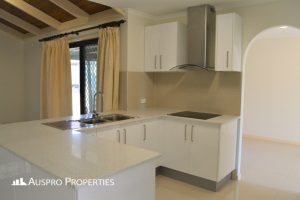 329 Gowan Rd, Sunnybank Hills, QLD 4109 Australia