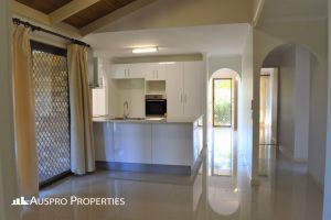 329 Gowan Rd, Sunnybank Hills, QLD 4109 Australia