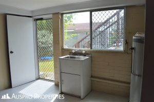 37 Cresthaven Drive, Mansfield, QLD 4122 Australia