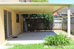 1/8 Hialeah Close, Helensvale, QLD 4212 Australia