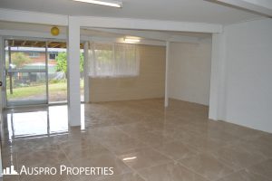 37 Cresthaven Drive, Mansfield, QLD 4122 Australia