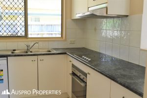 1/8 Hialeah Close, Helensvale, QLD 4212 Australia