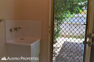 1/8 Hialeah Close, Helensvale, QLD 4212 Australia
