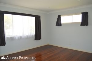37 Cresthaven Drive, Mansfield, QLD 4122 Australia