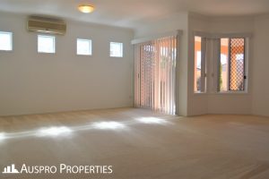 12 Sungold Place, Runcorn, QLD 4113 Australia