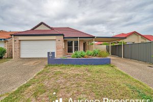 10 Agostino Cl, Doolandella, QLD 4077 Australia