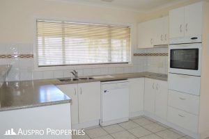 578 Gowan Road, Stretton, QLD 4116 Australia