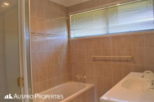 578 Gowan Road, Stretton, QLD 4116 Australia