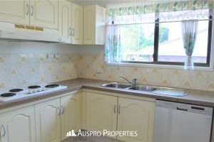 398 Warrigal Rd, Eight Mile Plains, QLD 4113 Australia