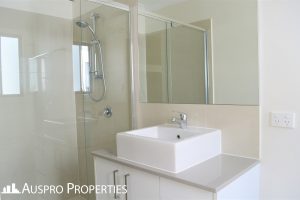 2/34 Tudor Street, Mt Gravatt, QLD 4122 Australia