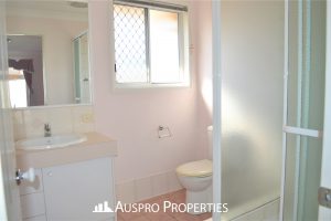 145 Ulinga Crescent, Parkinson, QLD 4115 Australia