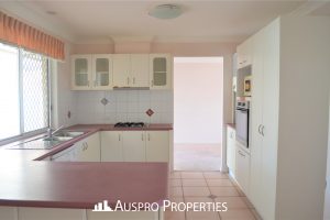 145 Ulinga Crescent, Parkinson, QLD 4115 Australia