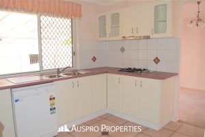 145 Ulinga Crescent, Parkinson, QLD 4115 Australia