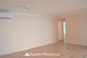 145 Ulinga Crescent, Parkinson, QLD 4115 Australia