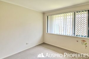 8 Benbek Cct, Sunnybank Hills, QLD 4109 Australia