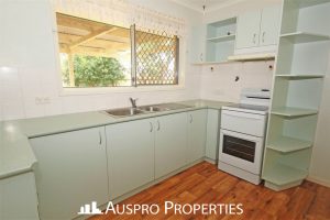 2 Bultarra St, Runcorn, QLD 4113 Australia