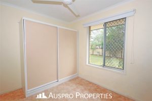 2 Bultarra St, Runcorn, QLD 4113 Australia