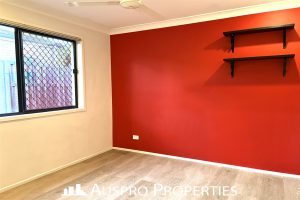 14 Mapelton Cct, PARKINSON, QLD 4115 Australia