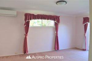145 Ulinga Crescent, PARKINSON, QLD 4115 Australia