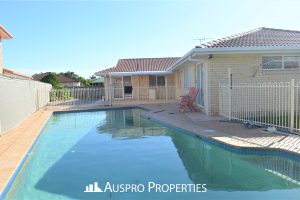 145 Ulinga Crescent, PARKINSON, QLD 4115 Australia