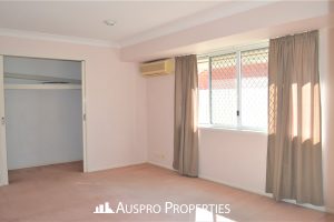 145 Ulinga Crescent, PARKINSON, QLD 4115 Australia