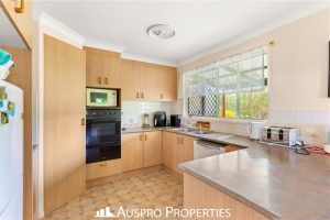 43-45 Country Court, PARK RIDGE, QLD 4125 Australia