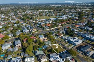 227 Stradbroke Avenue, WYNNUM, QLD 4178 Australia