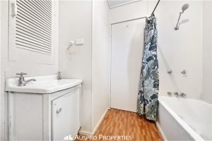 28 Lemon Street, RUNCORN, QLD 4113 Australia