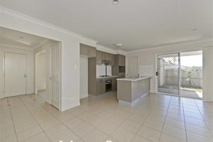 6 Louise Court, EAGLEBY, QLD 4207 Australia