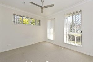 6 Louise Court, EAGLEBY, QLD 4207 Australia