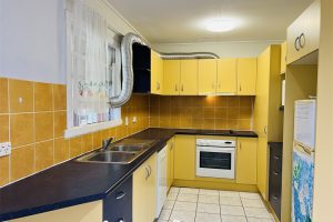 8 Caloma Street, UNDERWOOD, QLD 4119 Australia
