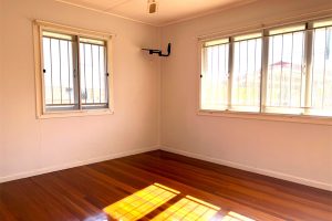 8 Caloma Street, UNDERWOOD, QLD 4119 Australia