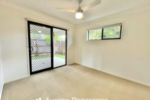 2/12 Courtice Street, ACACIA RIDGE, QLD 4110 Australia