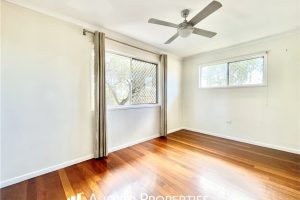 37 Everett St, UPPER MOUNT GRAVATT, QLD 4122 Australia
