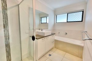 1/12 Courtice Street, ACACIA RIDGE, QLD 4110 Australia