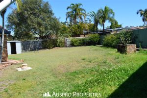 329 Gowan Road, SUNNYBANK HILLS, QLD 4109 Australia