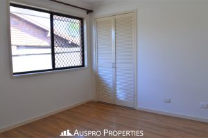 329 Gowan Road, SUNNYBANK HILLS, QLD 4109 Australia