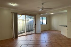 1/58 Symons Road, SUNNYBANK HILLS, QLD 4109 Australia